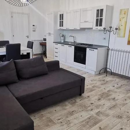 Apartament La Di Nonna Pina *